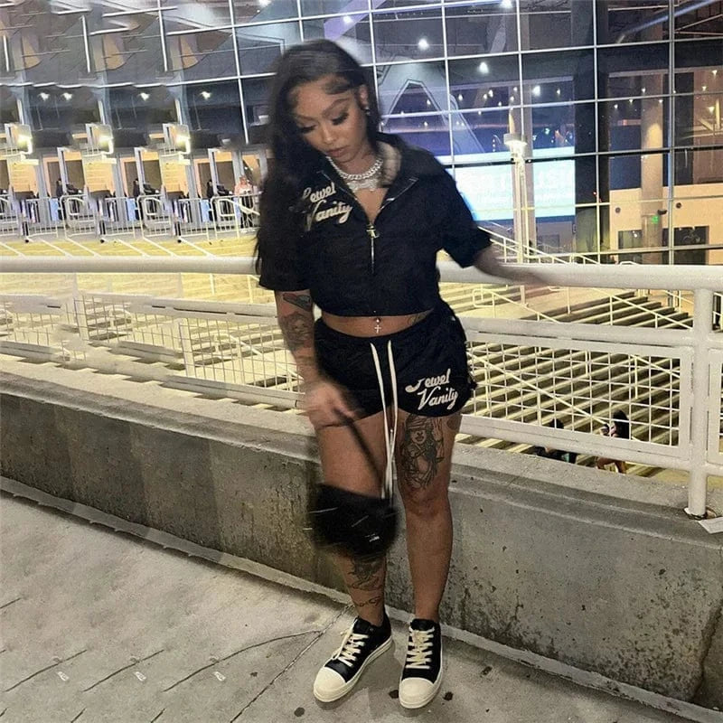 New design 2024 digital print blouses stylish boutique short sleeve two piece shorts set