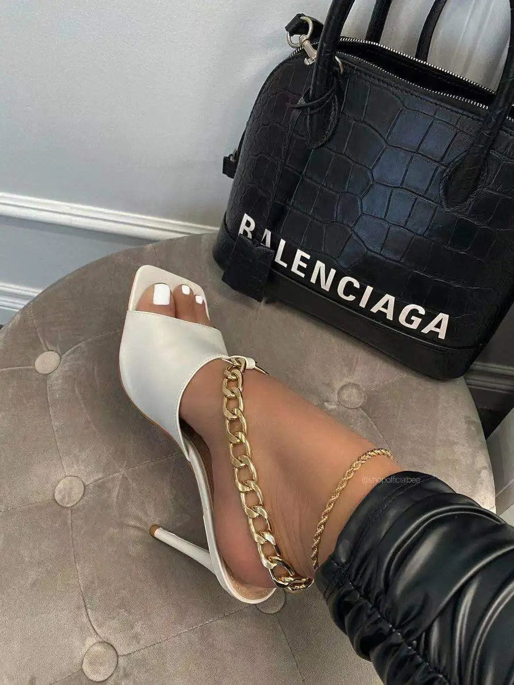 New design Metal Chain women's high heel Sandals chaussures femmes Open toe Dew heel soft leather shoes Square head for ladies