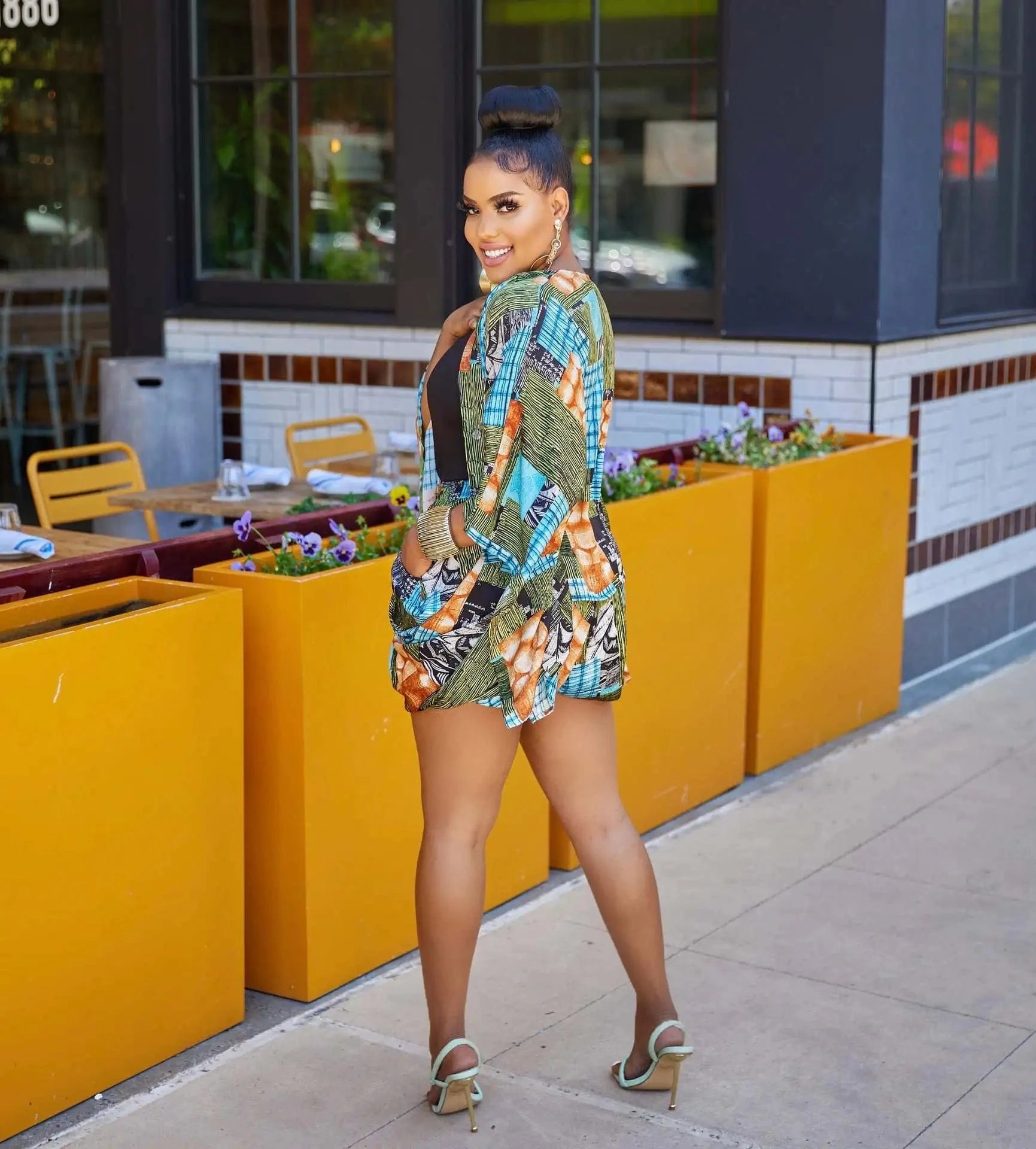 New Design Women Shorts Set Printing Two Piece T-shirt and Shorts Set Crop Top 2 Piece Shorts Set with Bat Long Sleeve