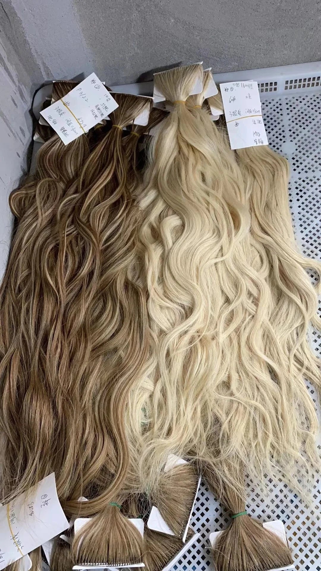 New Fashion Fluffy Healthy Long Curly Full As Real feather line weft Hair Brown Celebrity new fashion remy hair extension