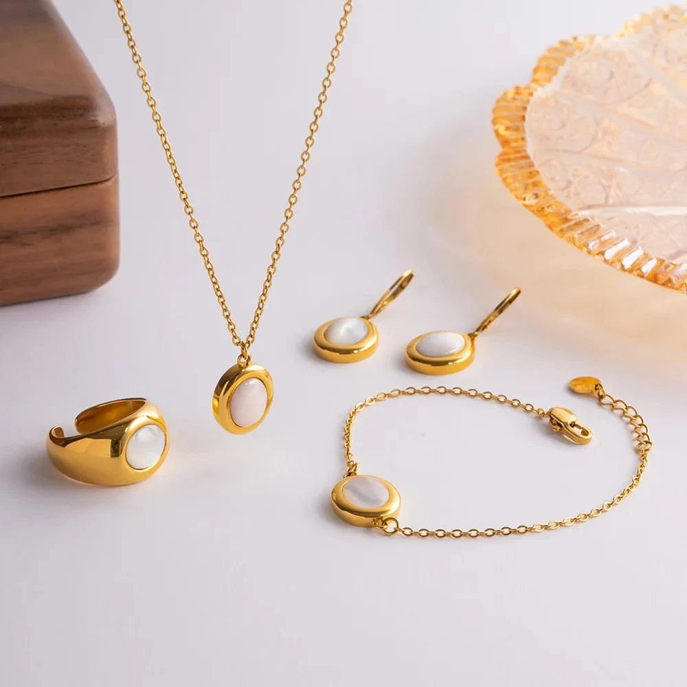 New Fashion Vintage Jewelry Star 18K Gold Plated Stainless Steel Hollow Clear Zircon Powerstar Pendant Necklace