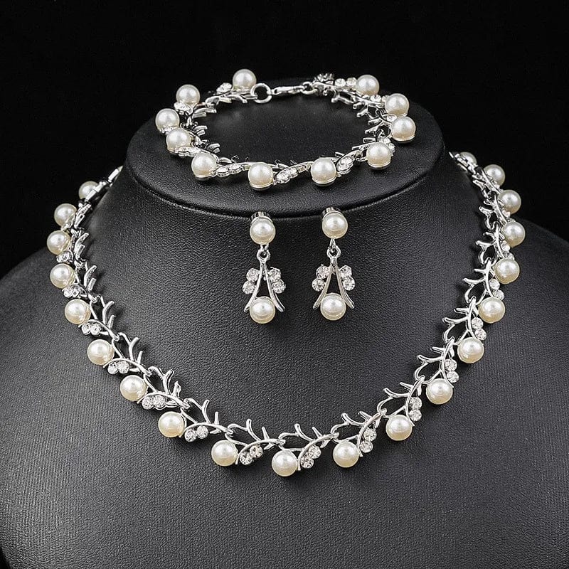 New Luxury Pearl Necklace Earring Set Bridal Wedding Ceremonial Dress Accessories Fashion High Quality Alloy Women's Jewelry Set