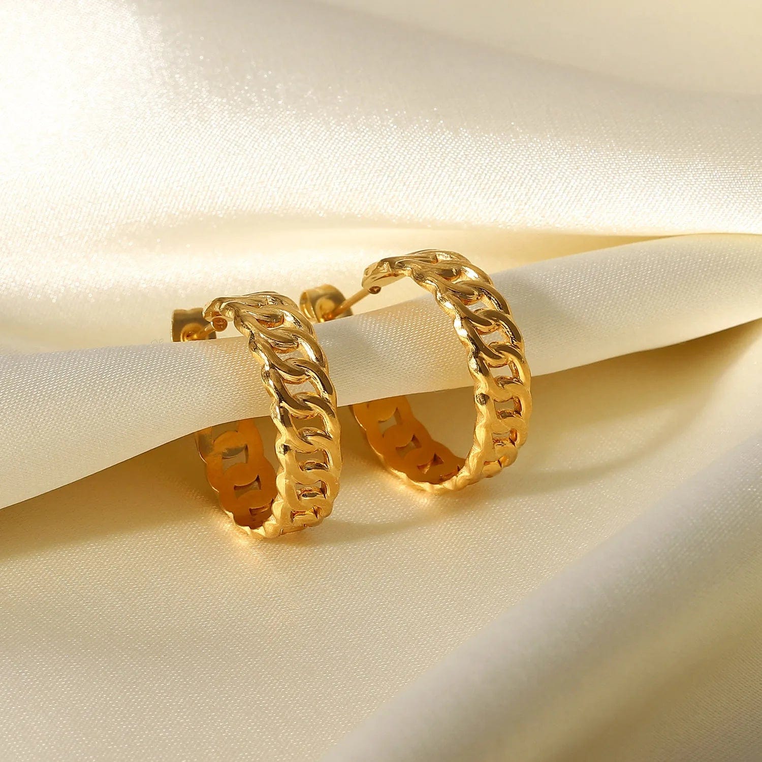 New Stainless Steel Hoop Party Girls Trendy 18K Gold Plated Cuban Chain C-Shaped Earrings For Women