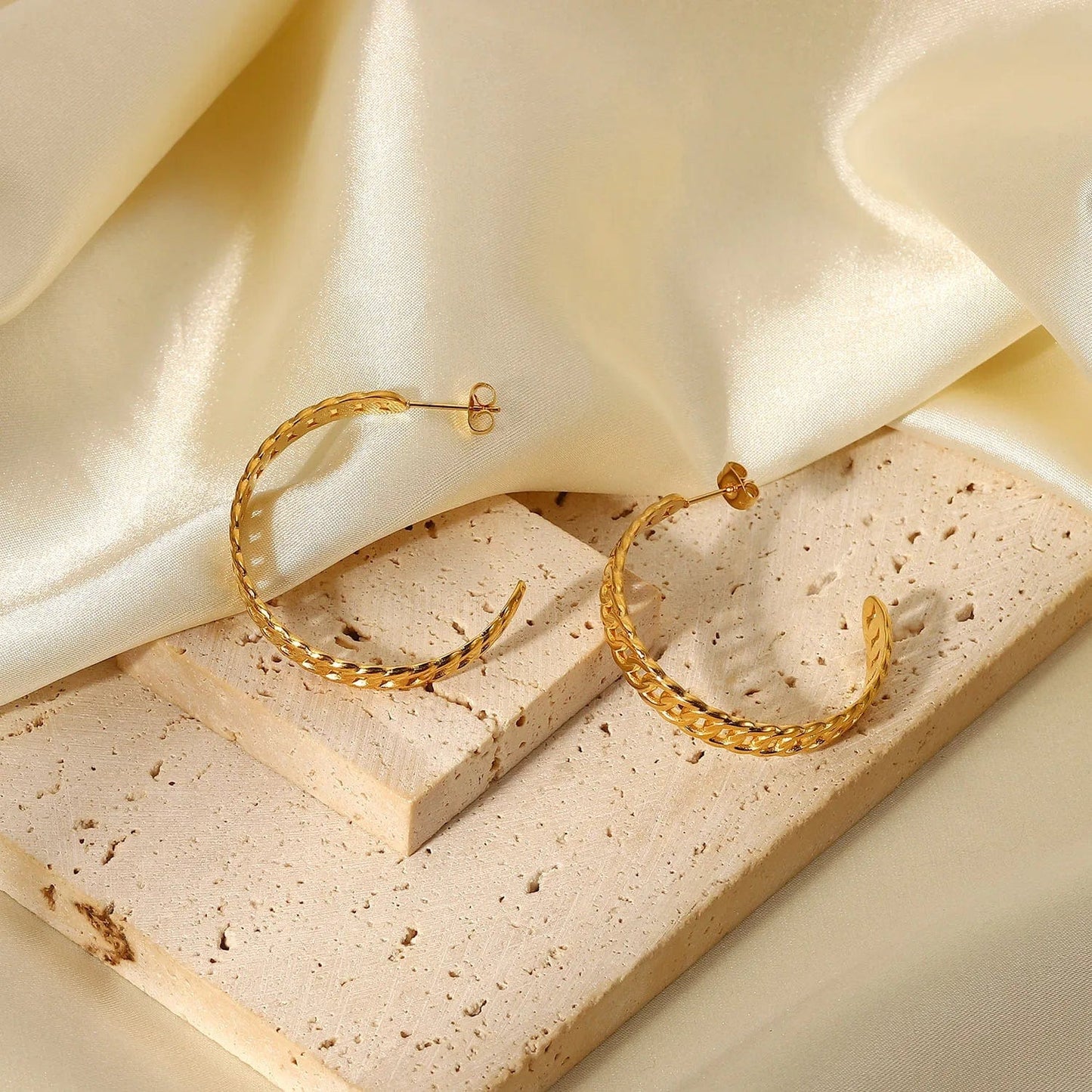 New Stainless Steel Hoop Party Girls Trendy 18K Gold Plated Cuban Chain C-Shaped Earrings For Women