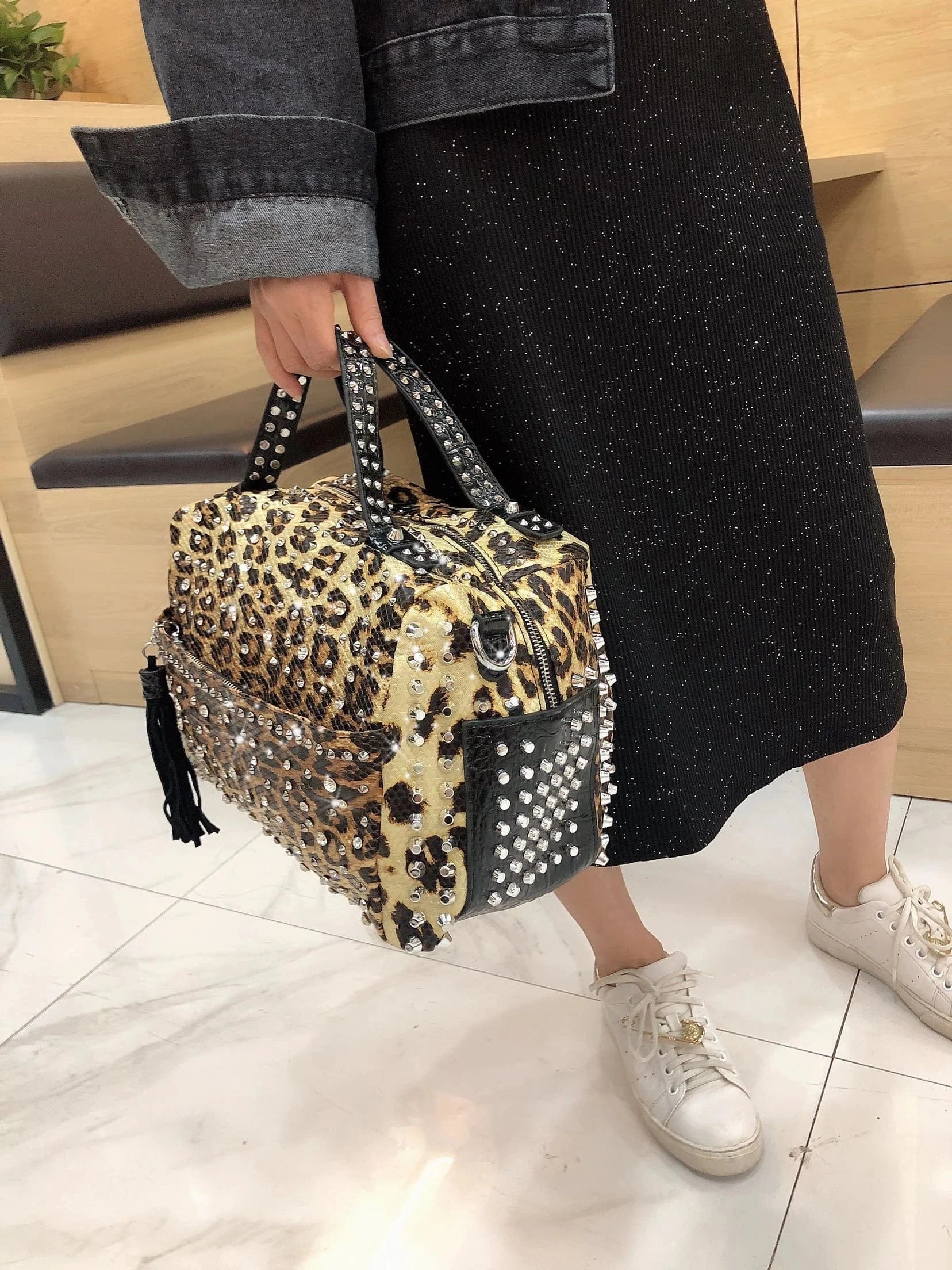 New Trend Handbags Personality Fashion Retro Leopard Rhinestone Handbag Rivet Shoulder Bag Ladies Casual Handbag Messenger Bag