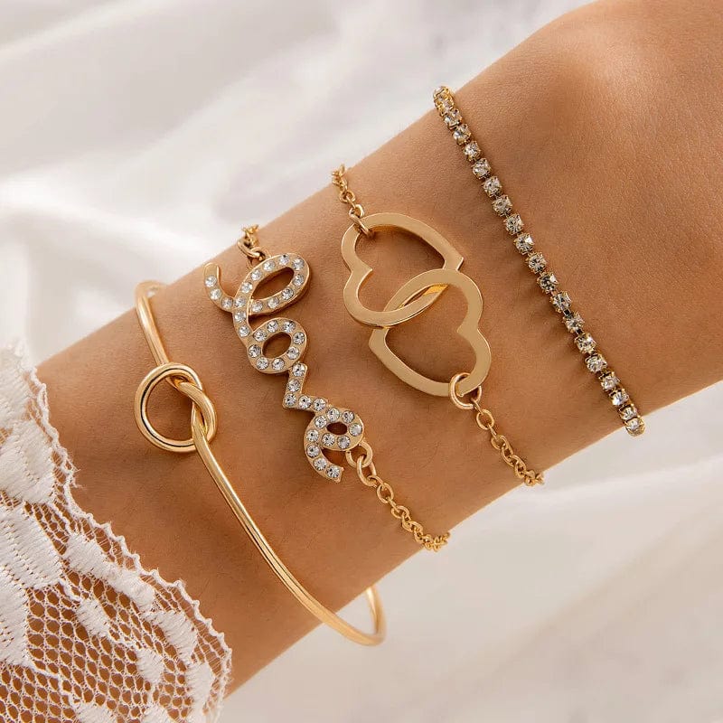 New Vintage Diamond Bracelet Simplicity And Exquisite Heart Metal Bracelet 4-Piece Set Letter Bracelet Charms Jewelry
