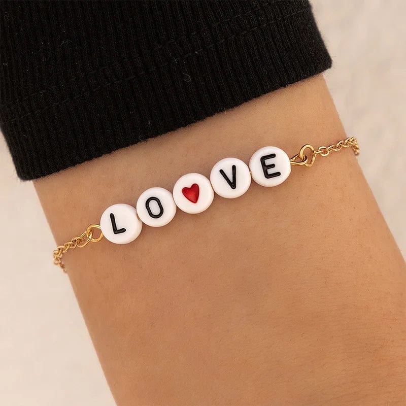 New Vintage Diamond Bracelet Simplicity And Exquisite Heart Metal Bracelet 4-Piece Set Letter Bracelet Charms Jewelry