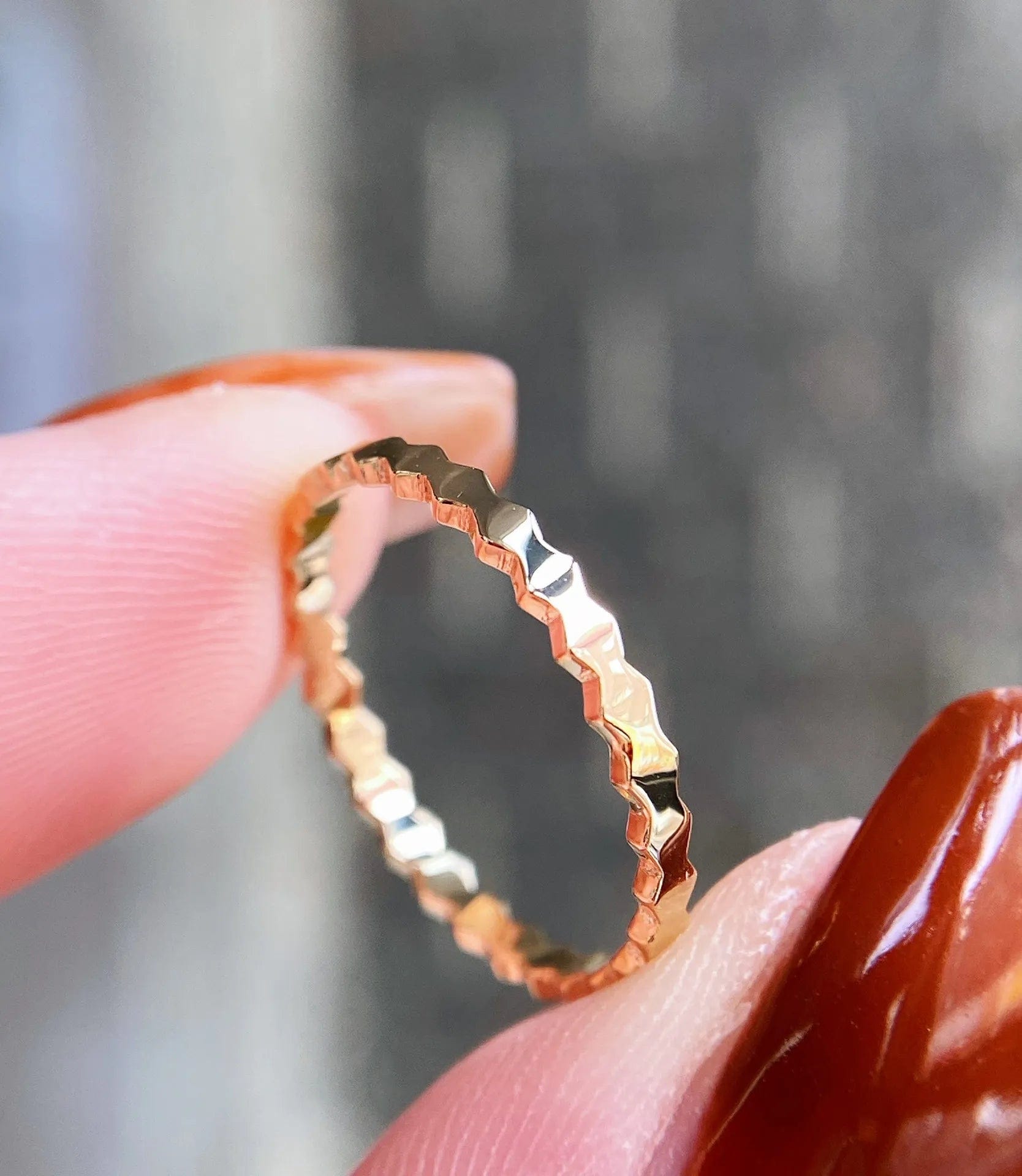 NINE'S AU750 Pure Gold Jewelry Finger Rings For Women And Men Simple Couple Ring Smooth Wave Wedding Band For Lovers