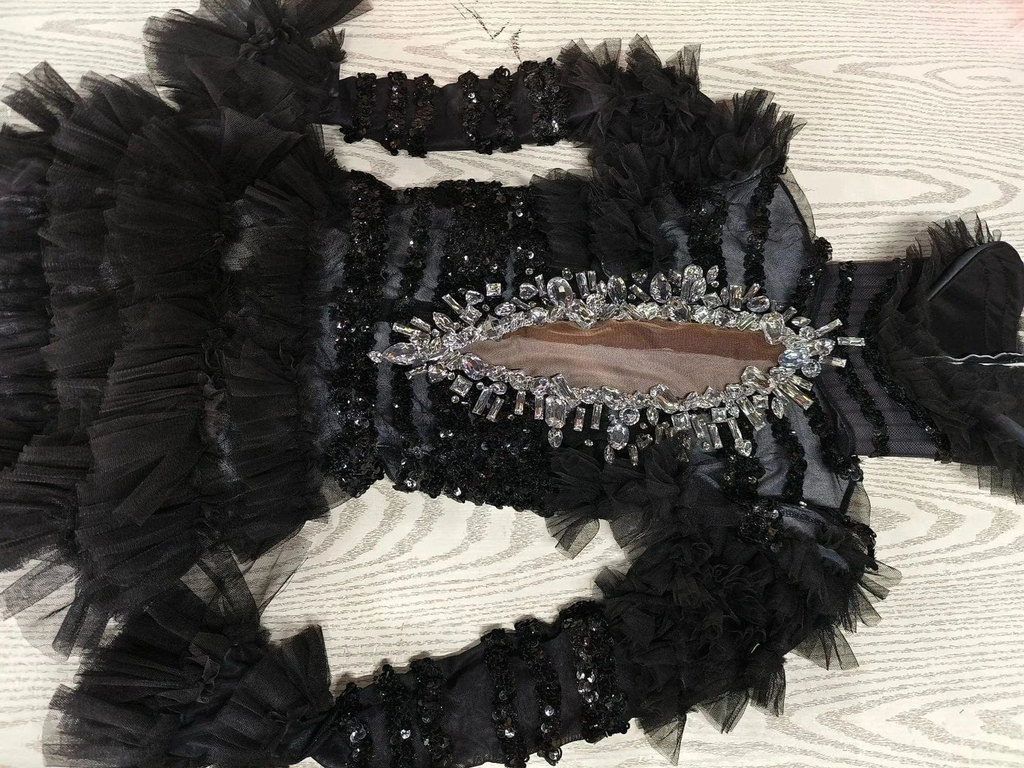 OUDINA Women's Clothing Diamond Rhinestones Black Ruffled Mesh Floor-length Maxi Dress Gowns Elegant Evening Dresses Women
