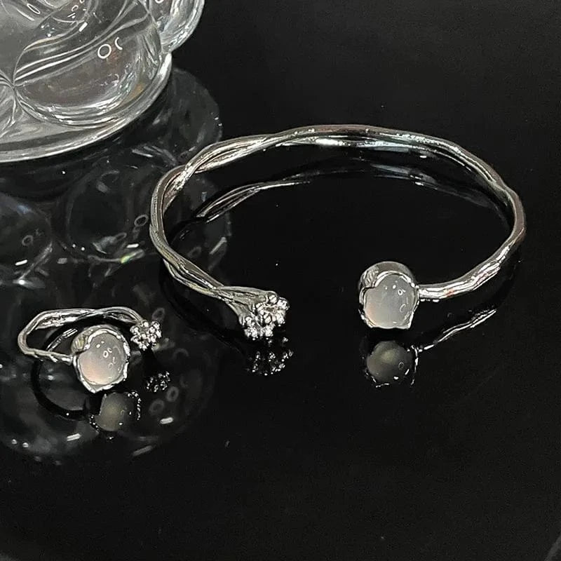 Personalised Bracelet Moonlight Stone Women Fashion Ring Opening French Gemstone Metal Bangle Ring Jewelry