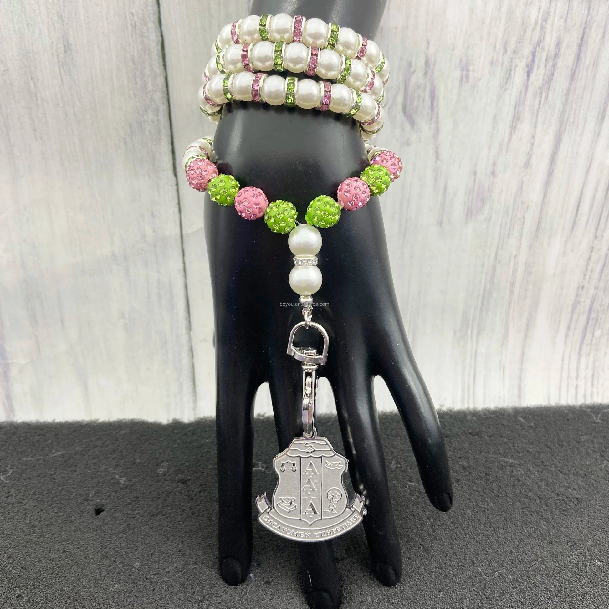 Pink Green Shining Beads White Pearl Necklace Keychain Lock Custom Stainless Steel Shield Pendant Necklace Jewelry for Women