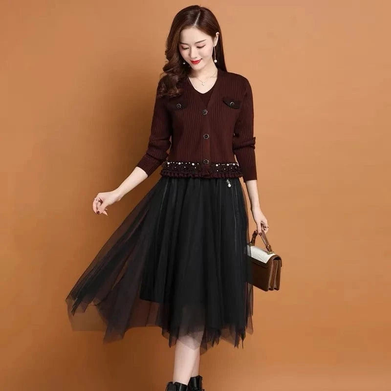 plus size / Brown 2024 Spring and Autumn high quality button design lace solid color loose women V-neck mid-length two-piece suit dress