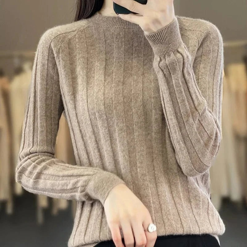 Plus Size / Khaki 2024 Autumn and winter high-quality fashion women selling solid color crew-neck long-sleeved knitted pullover sweater
