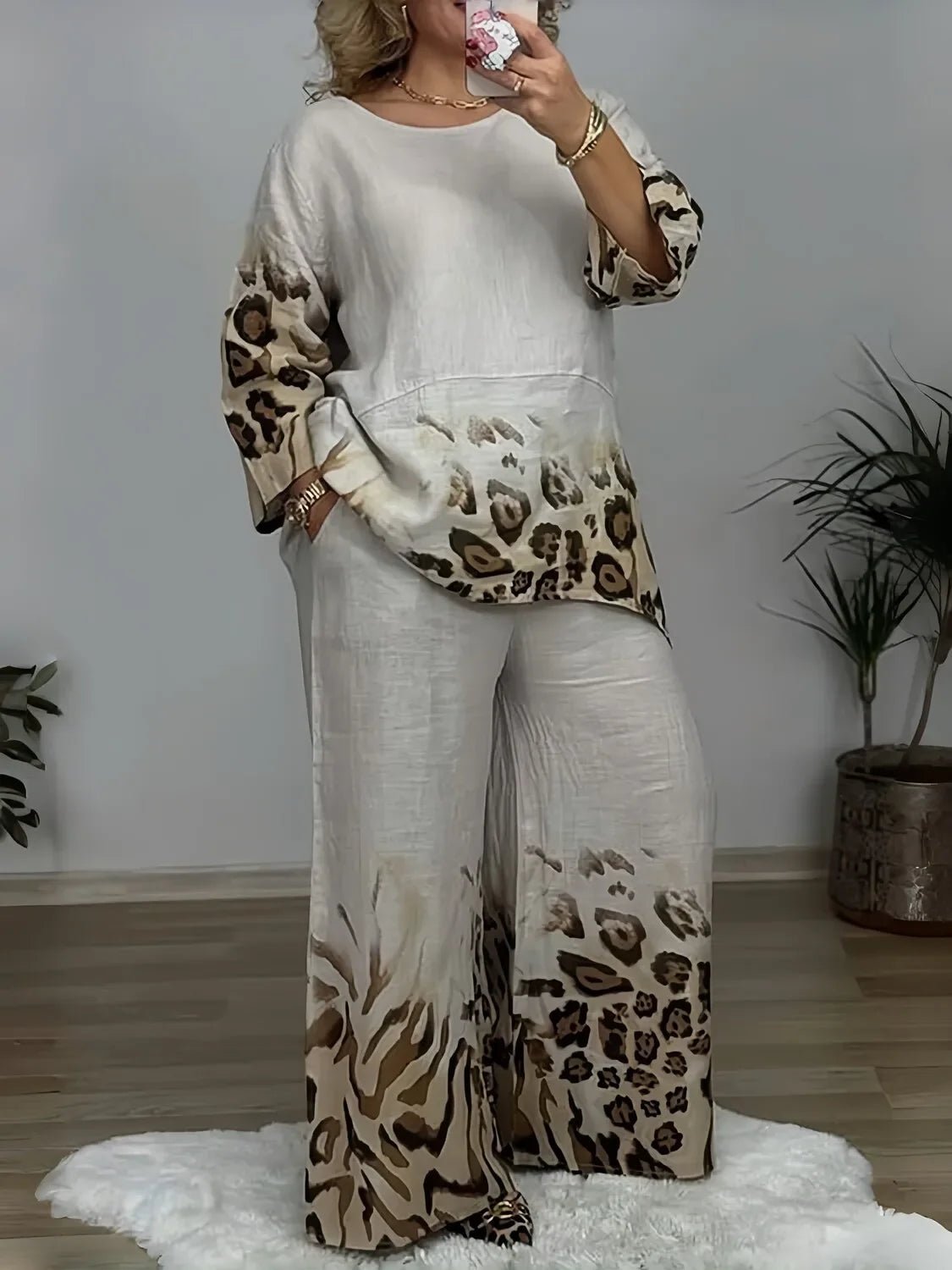 Plus Size Two Piece Set With Leopard Print Round Neck Short Sleeve And Pocket Details Casual Vintage Style - SN Wigs & More