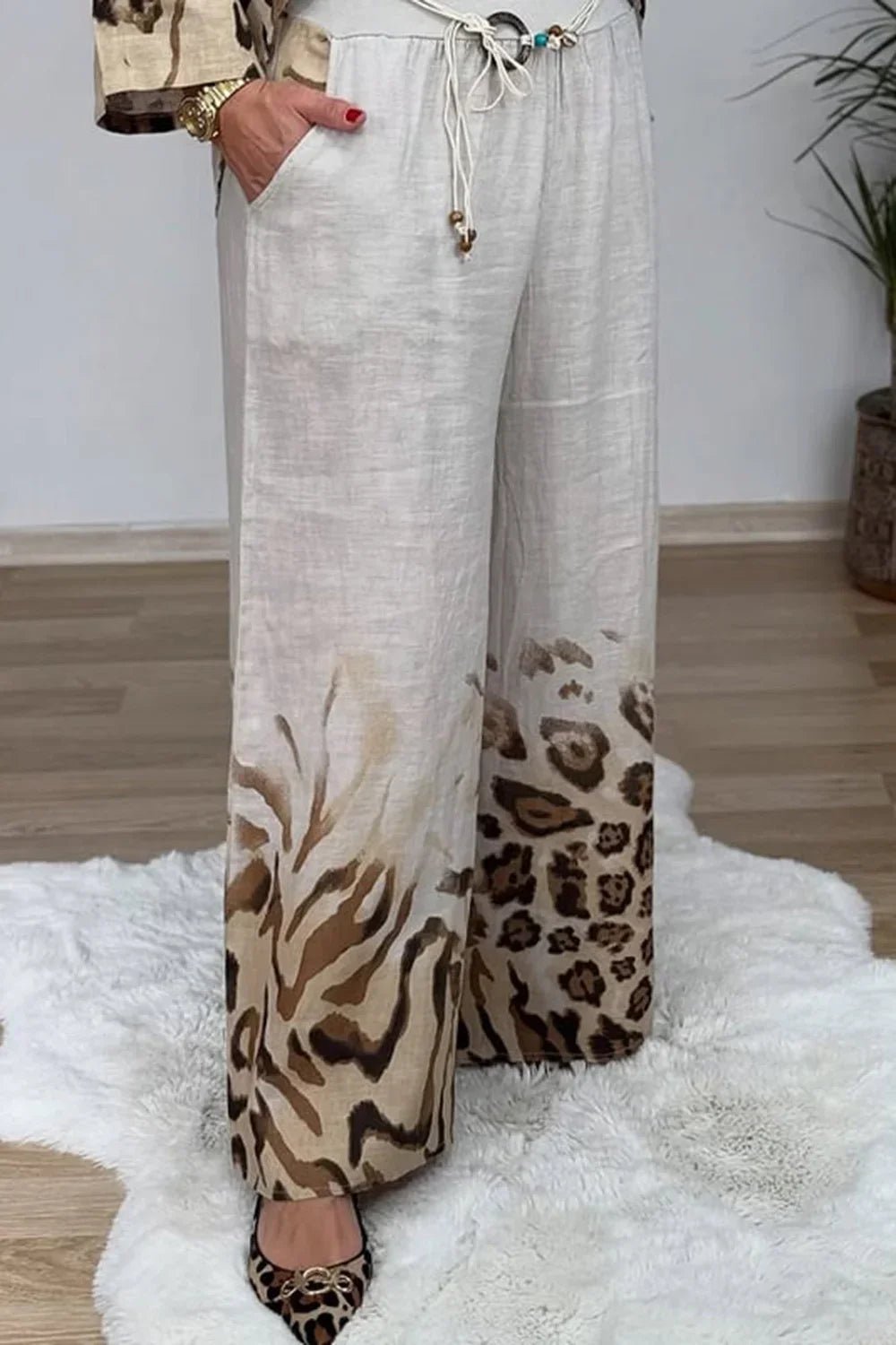 Plus Size Two Piece Set With Leopard Print Round Neck Short Sleeve And Pocket Details Casual Vintage Style - SN Wigs & More