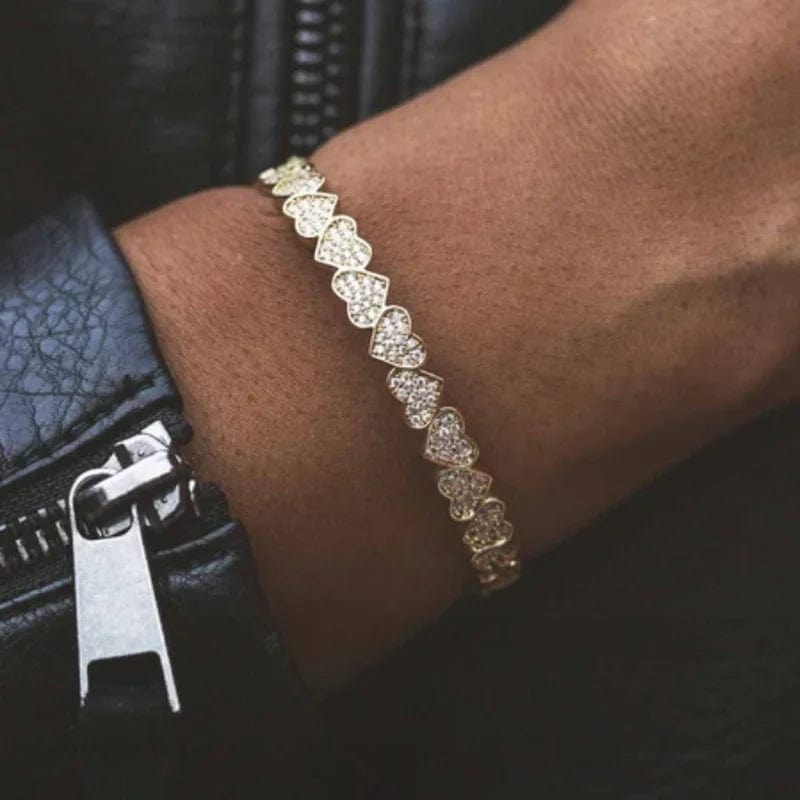 Promotion Individuality Valentine's Day Gift Heart Shape Bangle Bracelet Micro Pave 5A Cz Bling Diamond Women Jewelry