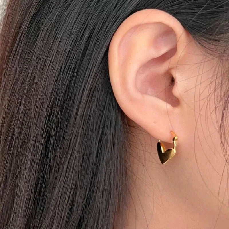 Pure 925 Sterling Silver Glossy Heart Shape Clip Earrings On Ear For Best Friends Birthday Gifts