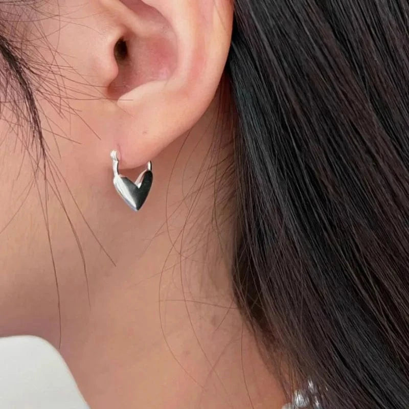 Pure 925 Sterling Silver Glossy Heart Shape Clip Earrings On Ear For Best Friends Birthday Gifts