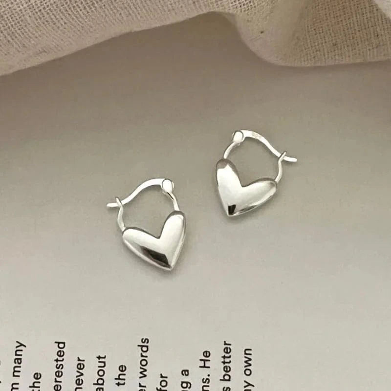 Pure 925 Sterling Silver Glossy Heart Shape Clip Earrings On Ear For Best Friends Birthday Gifts