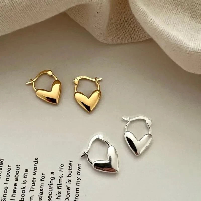 Pure 925 Sterling Silver Glossy Heart Shape Clip Earrings On Ear For Best Friends Birthday Gifts