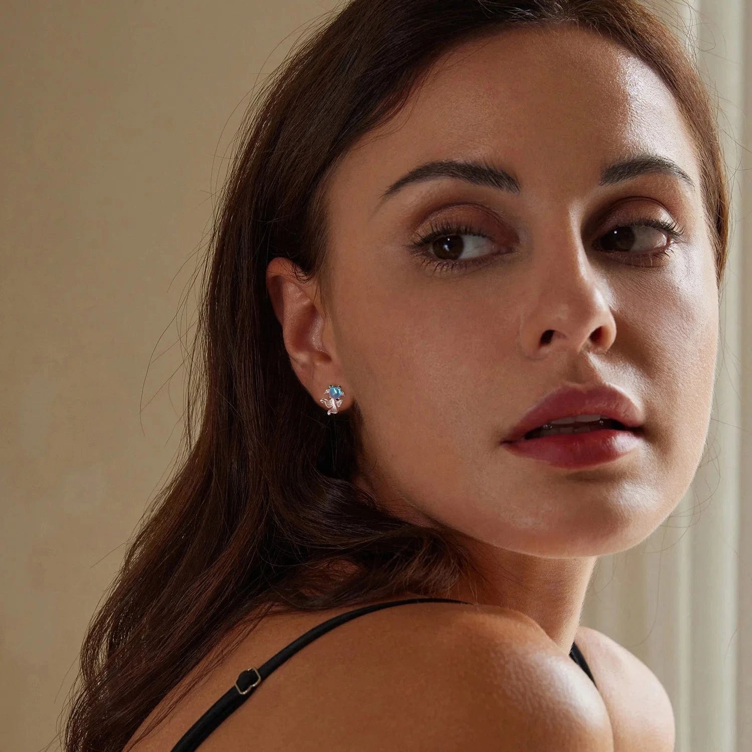 Qings Fashion Design Jewelry 925 Sterling Silver Zircon Earrings Fine Jewelry Custom Making Simple Cute Stud For Woman Earrings