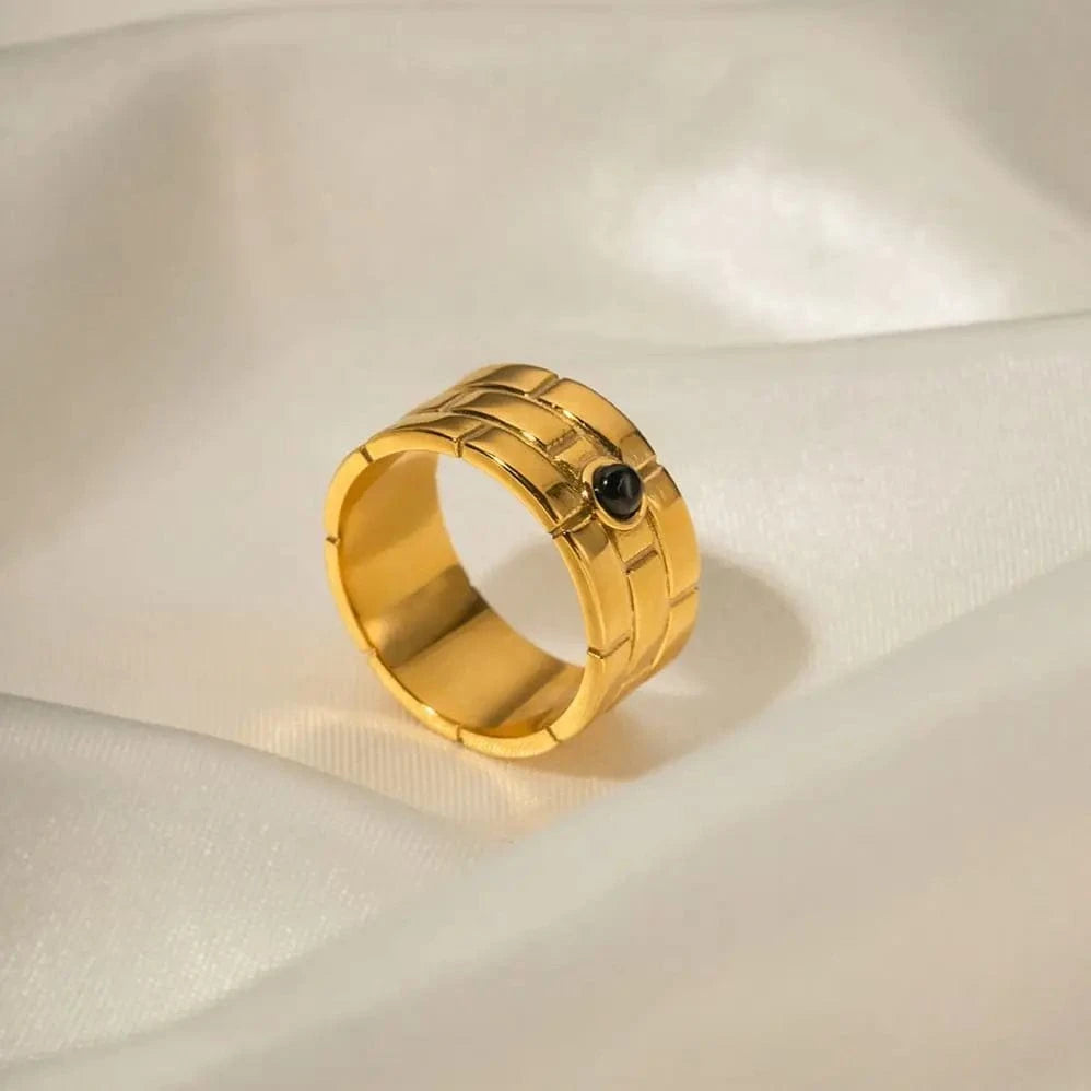 R1915 Wide Black Onyx Stone Ring 18k PVD Stainless Steel Texture Band Chunky Ring Gorgeous Gold For Women