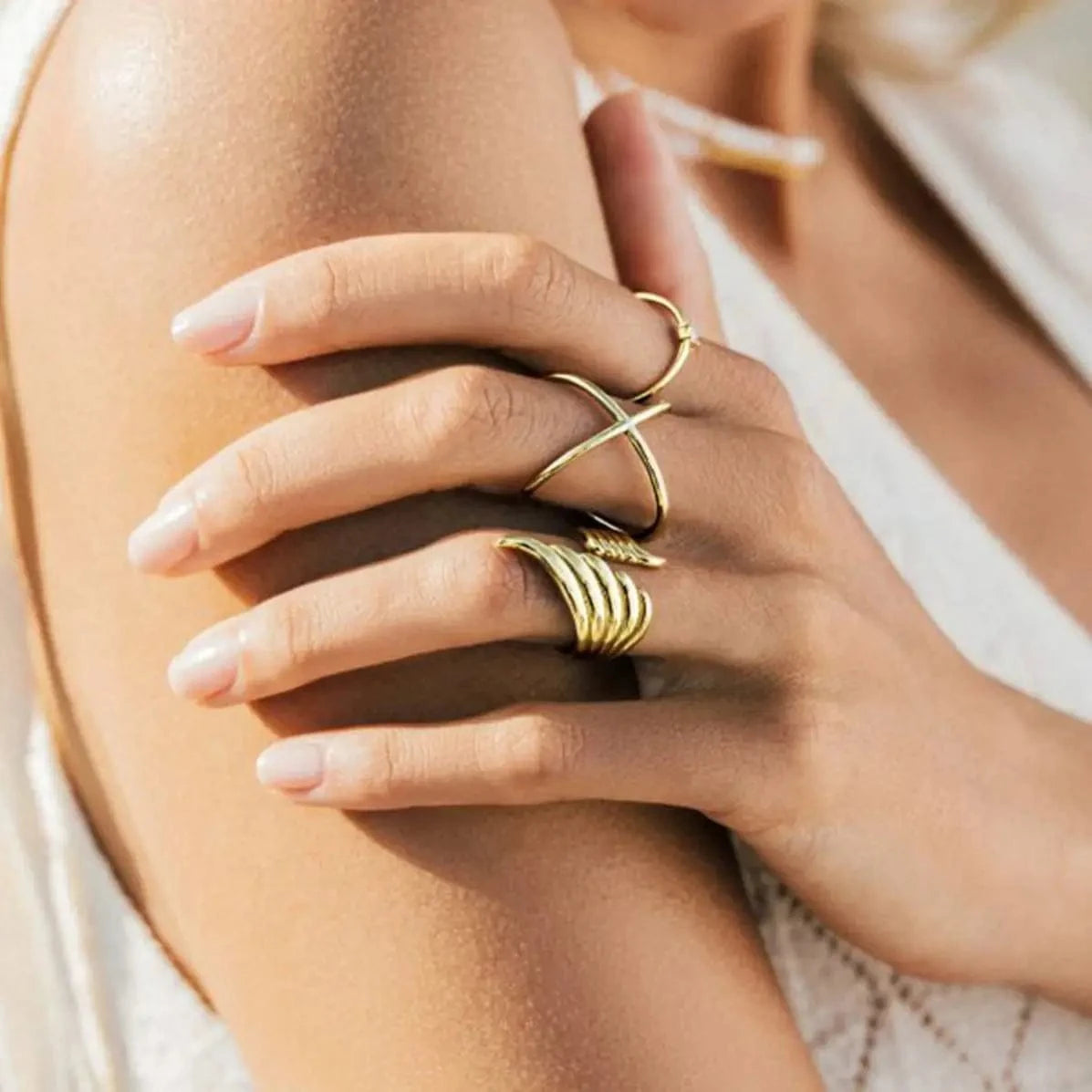 R2646 Designer Stainless Steel Rings Fashion Jewelry Women 18K Gold Plated Wing Open Ring