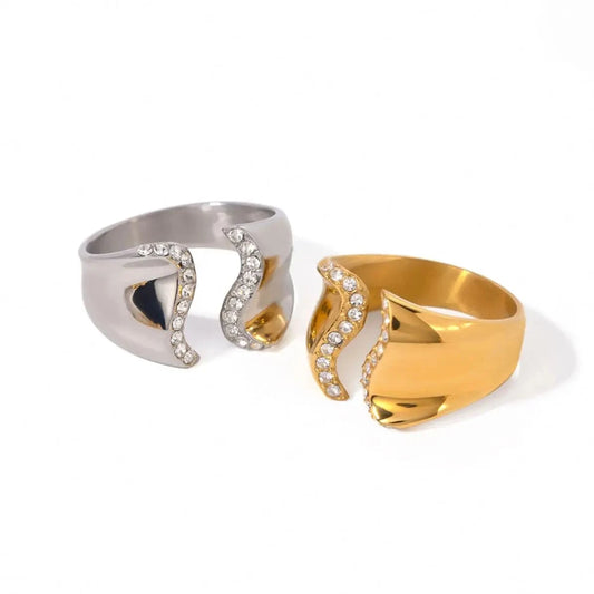 R2667 Fashion 18K PVD Gold Stainless Steel Chunky Waterproof Wave Shape Smooth Cubic Zircon Stone Ring