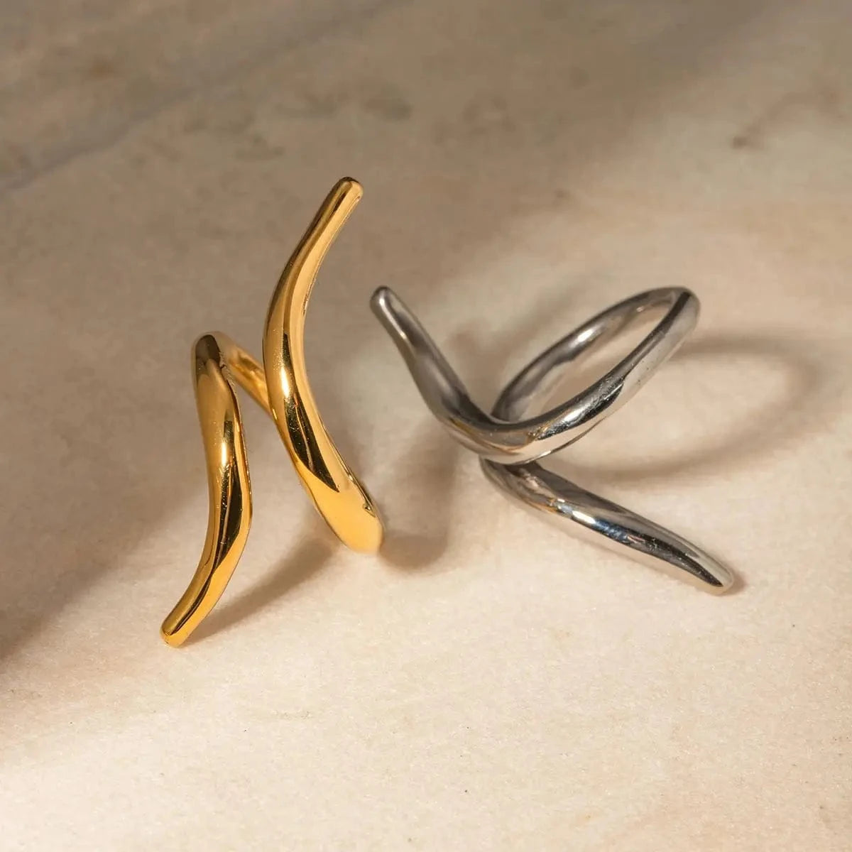 R2671 Fashion Jewelry 18K Gold Stainless Steel High Polish Smooth Twist Irregular Ring Women Daily Jewelry