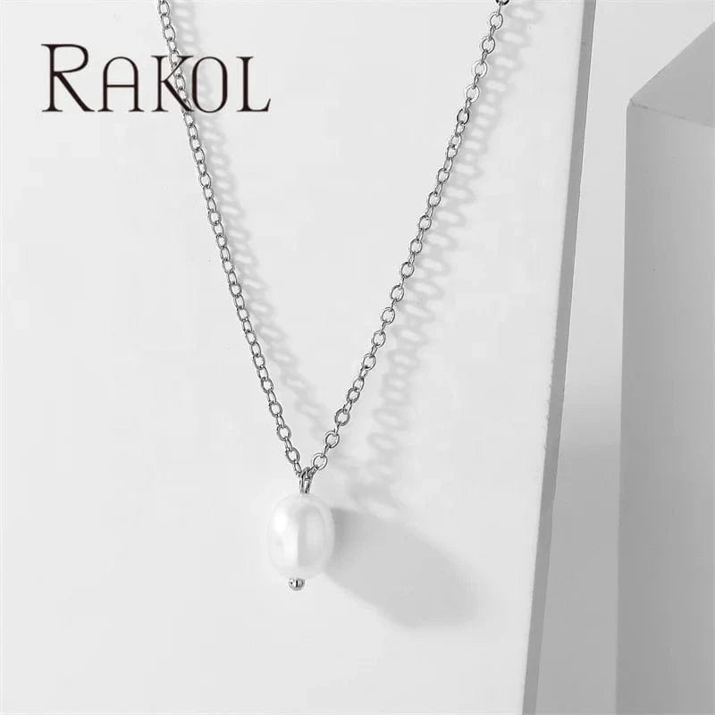 Rakol NP5215 Wholesale Tiny 18K Gold Pearl Necklace Fashion Dainty Pearls Pendant Choker Necklaces For Women Girl Jewelry