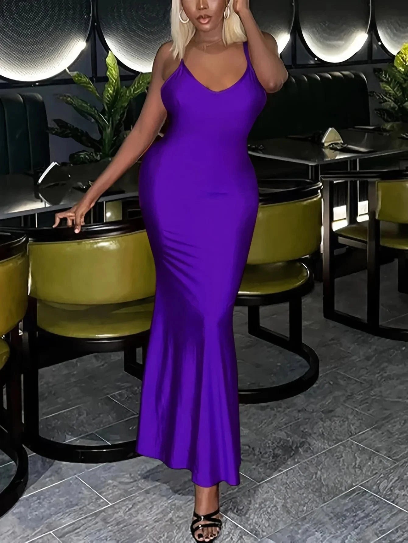 Red Spaghetti Strap Maxi Dress Women Sexy Sleevelss Backless Ruched Slim Robe Summer 2024 Party Clubwear