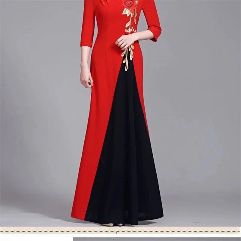 red / XXL 2025 Summer Women New Middle aged Elderly Dress Improved High end Non Ironing Show Elegant Slim And Long Embroide Red Dress 6XL