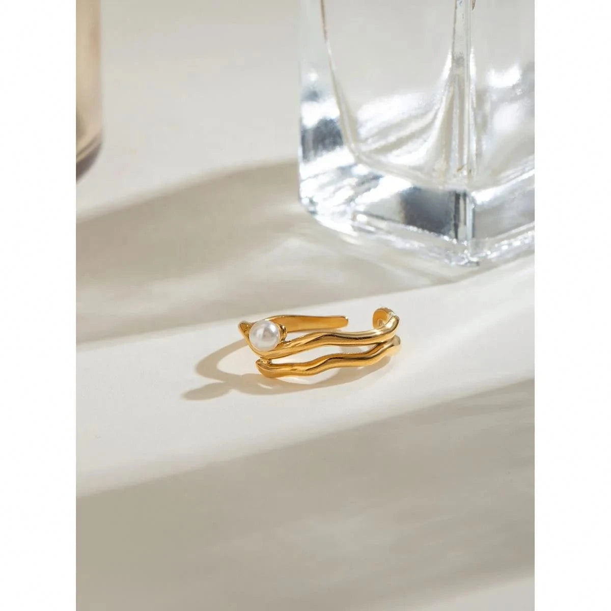 Resizable / minimalist / R2479 R2479 Delicate Women Jewelry 18K Gold Plated Stainless Steel Mother of Pearl Wave Open Adjustable Rings