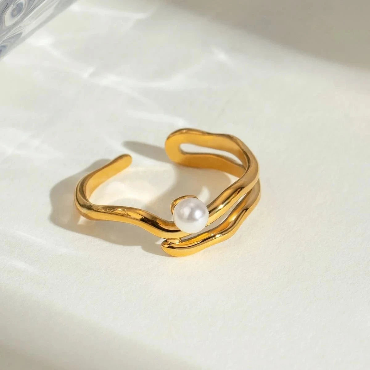 Resizable / minimalist / R2479 R2479 Delicate Women Jewelry 18K Gold Plated Stainless Steel Mother of Pearl Wave Open Adjustable Rings