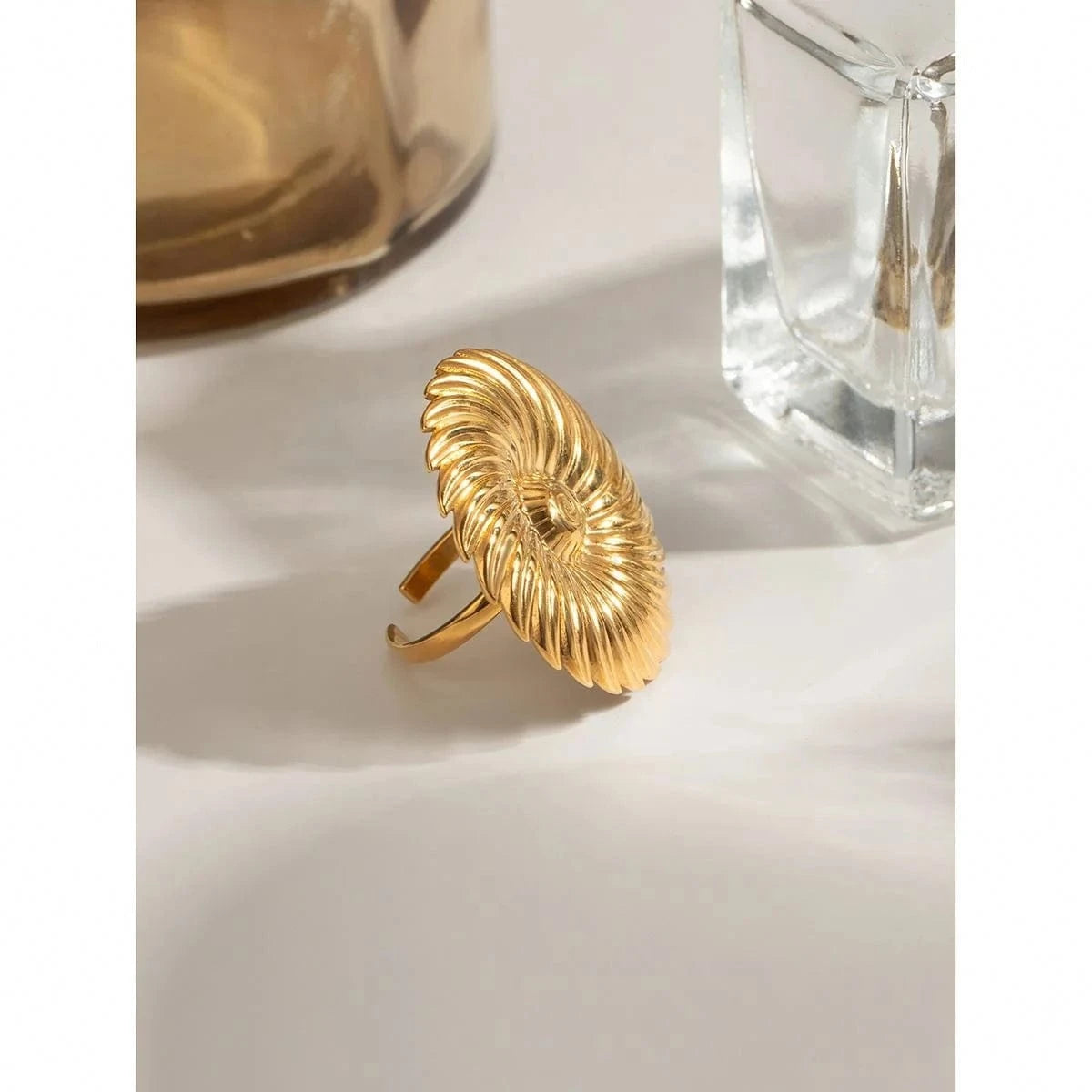 Resizable / minimalist / R2501 R2501 Designer Jewelry 18K Gold Stainless Steel Rings Women Round Thread Big Flower Open Rings