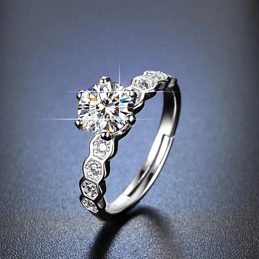 Resizable / silver Moissanite Ring Round Cut Solitaire Ring Platinum Plated Sterling Silver Engagement Promise for Women Dropshipping 0.5-3 Carat