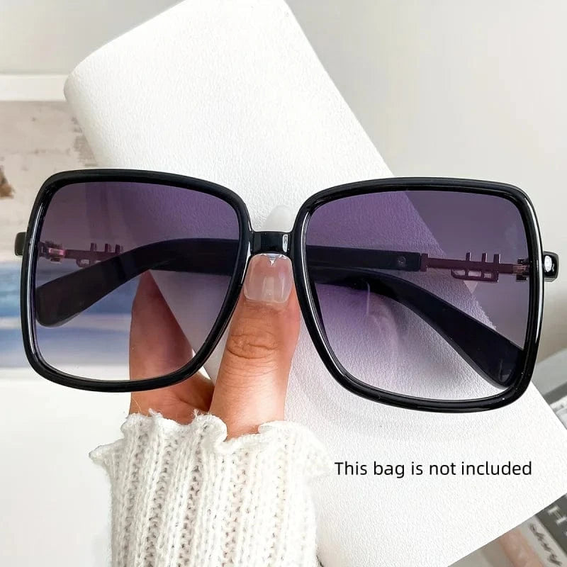 Retro 1970s Oversized Square Fashion Glasses - Blue & Pink Gradient Lenses, Metal Frame Unisex Fashion Glasses for Women