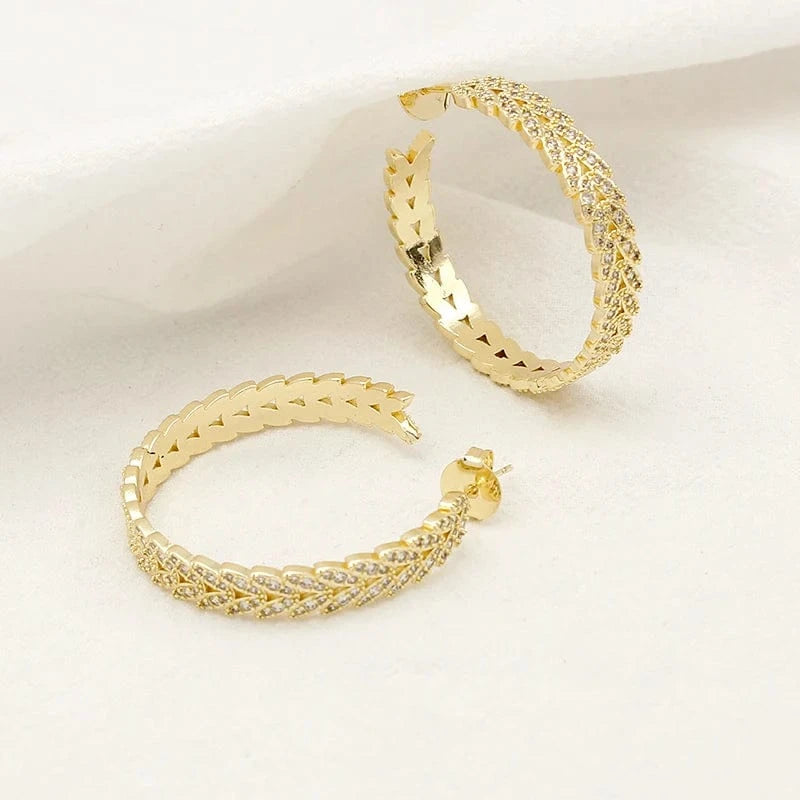 Romantic / 05 New Fashion Guangzhou Moissanite Hiphop Jewelry Custom Fine Jewelry  Manufacturers Asian Gold Jewelry