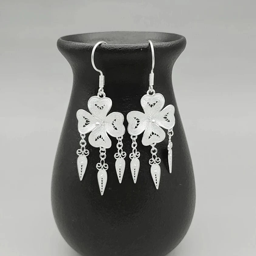 RTS Exquisite Natural Clover Flower Miao Jewelry Ethnic Handmade High Quality 999 Silver Drop Earrings