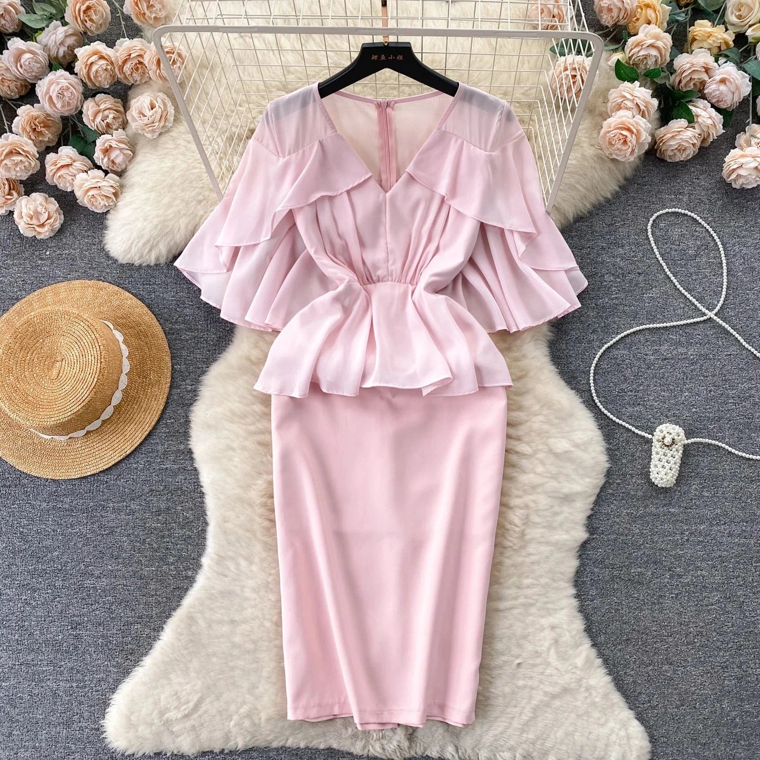 S / Pink Senior Sense Of Temperament Dress Female Design Sense Ruffled Shawl Waist Slimming Two Buttock Dress