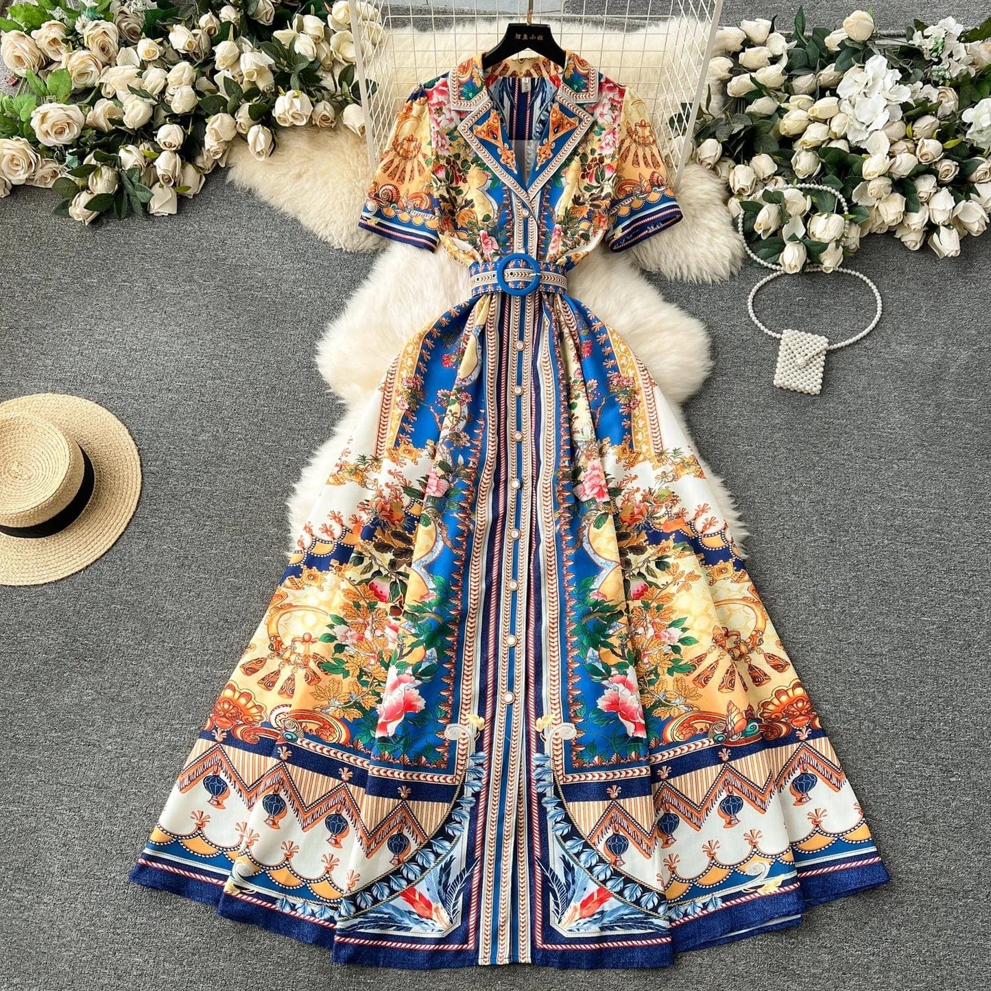 S / Yellow to Blue Spring / Summer 2024 Vintage V-neck Small Flying Sleeve Long Print Dress
