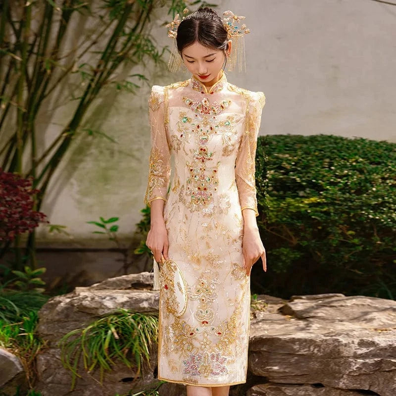 S0128G      Champagne color 2024 New women's spring bride married engaged in heavy workers golden show chinese wedding dress