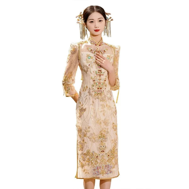 S0128G      Champagne color 2024 New women's spring bride married engaged in heavy workers golden show chinese wedding dress