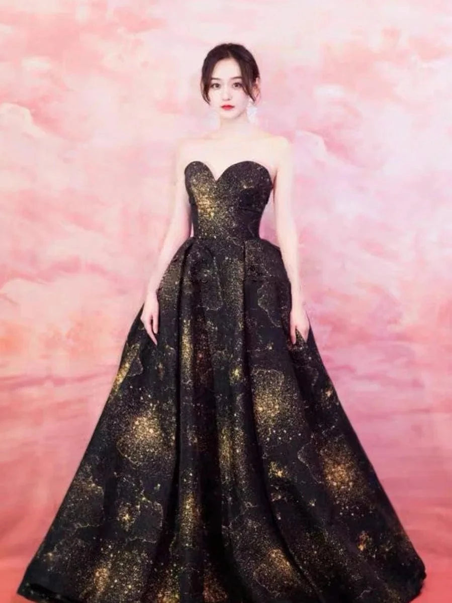 S1055T 2024  Elegant Royal Style Evening Dress High-Level Sense Host Classic Long Skirt Half Sleeve Spring Green Lace Appliques