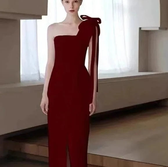 S1099T   2024 Elegant Floor-Length Fishtail Style Wedding Dress with Lace Decoration Wrap Waistline Chapel Train African Brides