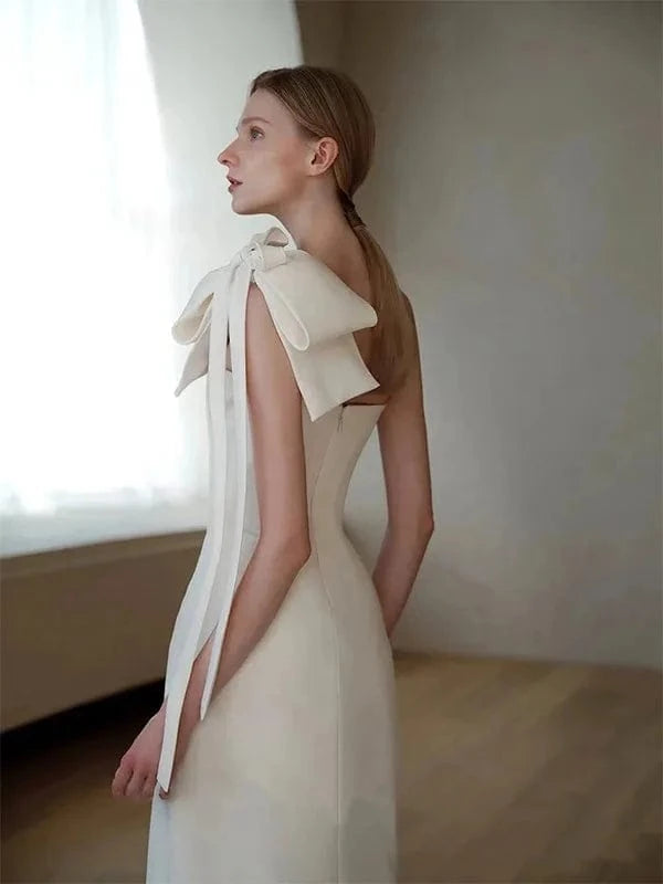 S1099T   2024 Elegant Floor-Length Fishtail Style Wedding Dress with Lace Decoration Wrap Waistline Chapel Train African Brides