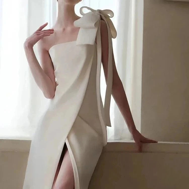 S1099T   2024 Elegant Floor-Length Fishtail Style Wedding Dress with Lace Decoration Wrap Waistline Chapel Train African Brides