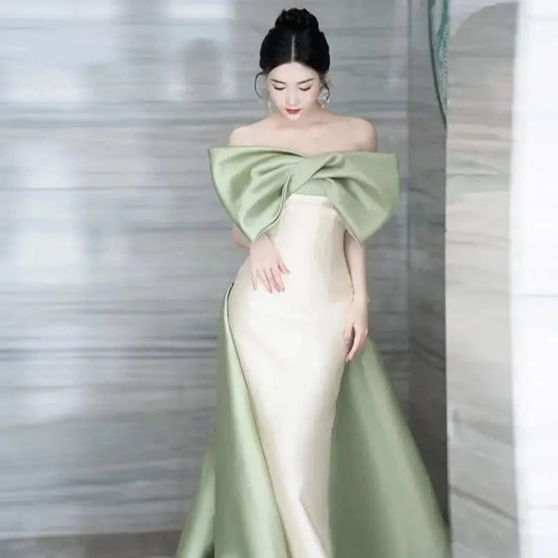 S1631T  2024 Bohemian Style A-Line Wedding Dress Custom High Quality Long Sleeve Wrap Lace Waistline Chapel Pattern