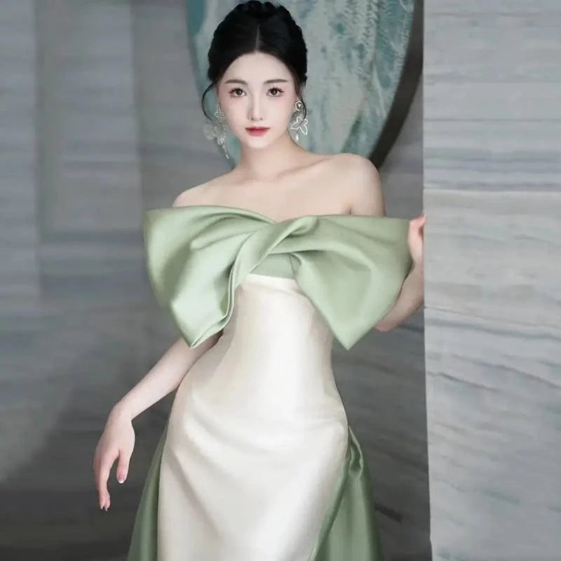 S1631T  2024 Bohemian Style A-Line Wedding Dress Custom High Quality Long Sleeve Wrap Lace Waistline Chapel Pattern