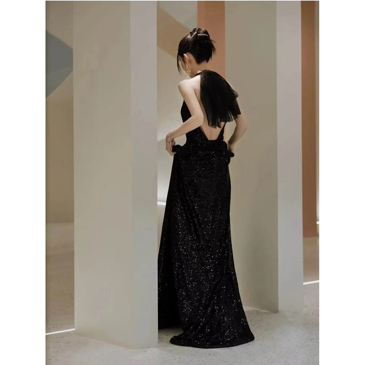 S8586F  2024 Hot Selling Black Hanging Fish Tail Banquet Host Dress for Women Sexy Lace Decoration Wrap Waistline Chapel Train